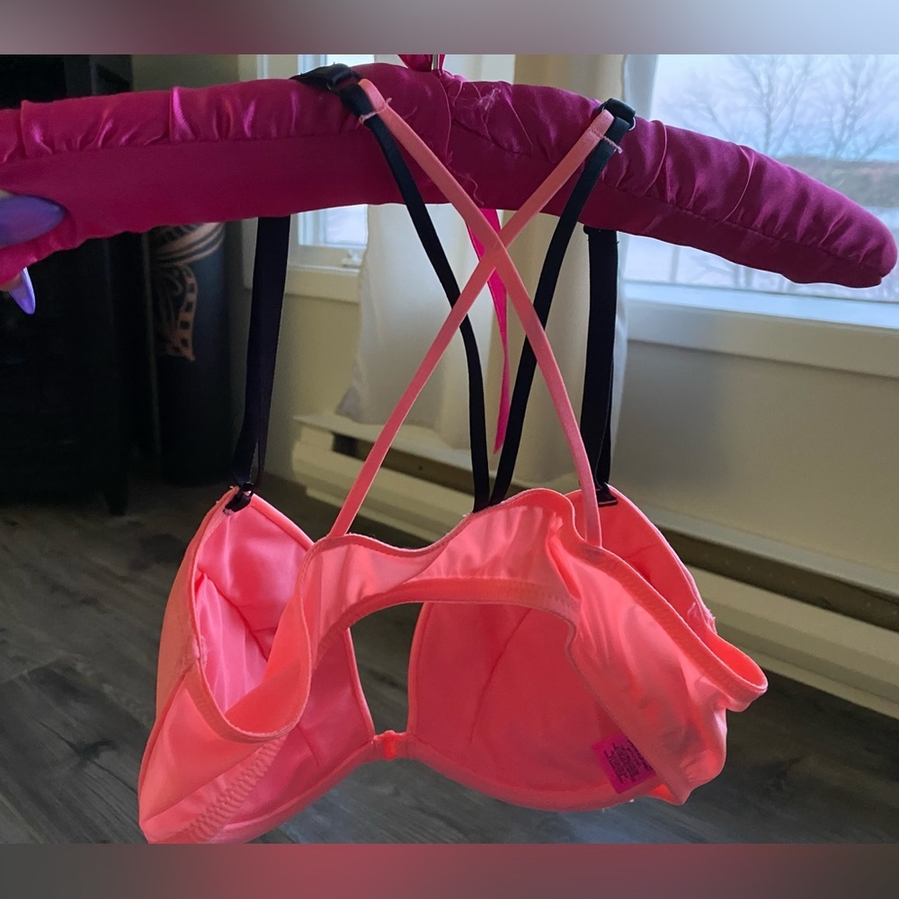 2/$18 bras La Senza bright pink front clasp push up w/ sexy racerback strap - Picture 4 of 8
